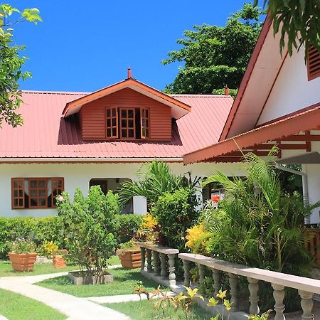 Veronic Self-Catering Guest House La Digue Luaran gambar