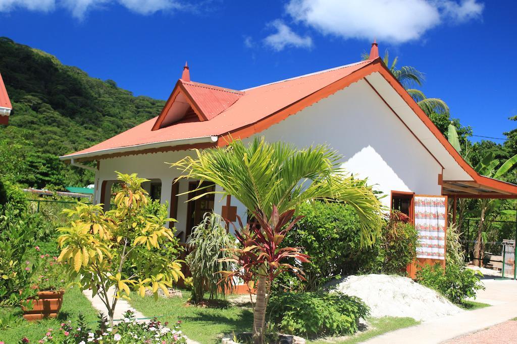 Veronic Self-Catering Guest House La Digue Luaran gambar