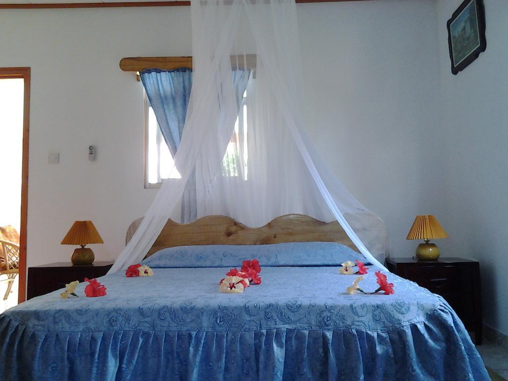 Veronic Self-Catering Guest House La Digue Bilik gambar