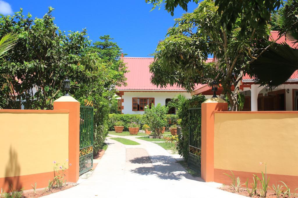 Veronic Self-Catering Guest House La Digue Luaran gambar