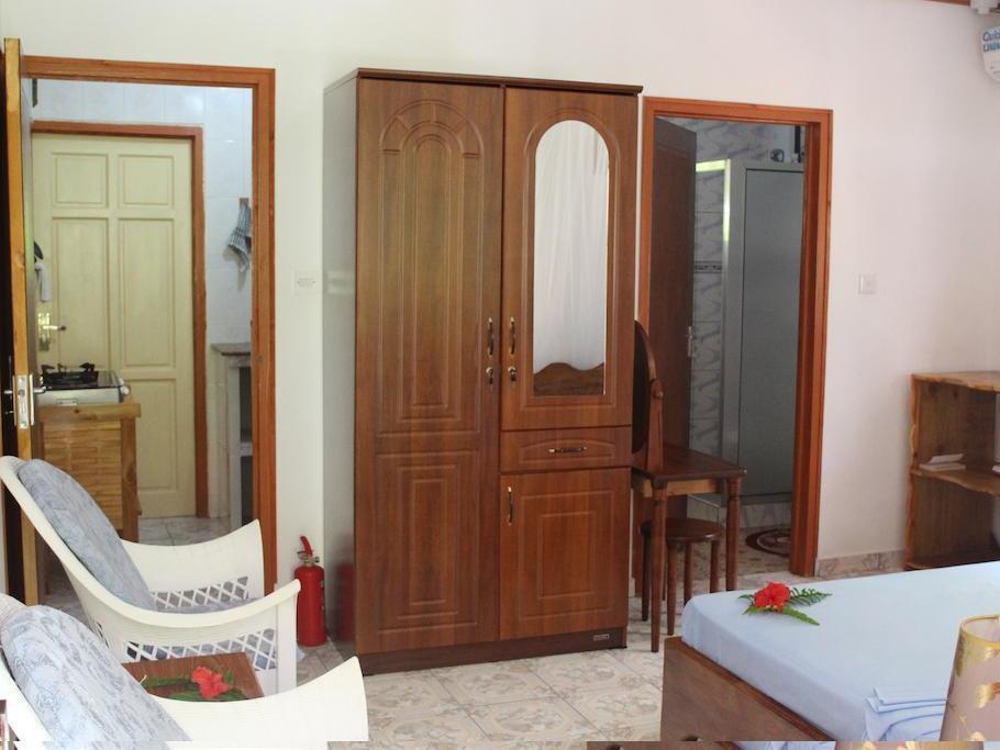 Veronic Self-Catering Guest House La Digue Luaran gambar